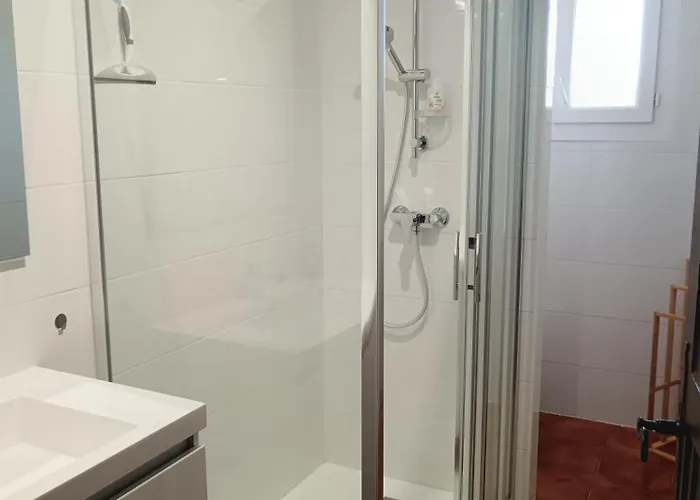 Les Grenadines Etage アパート メーズ